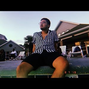 Meet your Posher, Jonathan